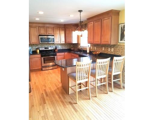 11 Willow Cir, Easthampton, MA 01027 photo 10