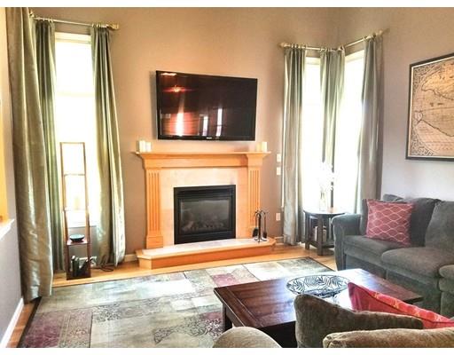 11 Willow Cir, Easthampton, MA 01027 photo 8