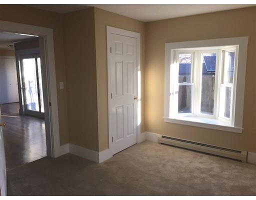 19 Perkins St, Gloucester, MA 01930 photo 4