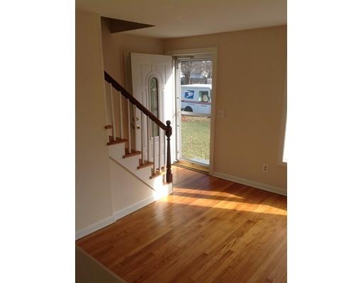 86 Canton St, Springfield, MA 01104 photo 15