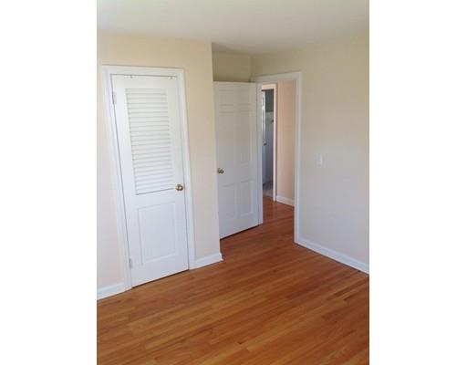 86 Canton St, Springfield, MA 01104 photo 29