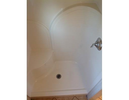86 Canton St, Springfield, MA 01104 photo 23