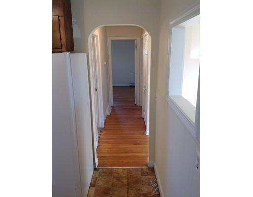 86 Canton St, Springfield, MA 01104 photo 18