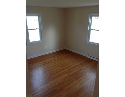 86 Canton St, Springfield, MA 01104 photo 28
