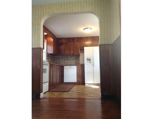86 Canton St, Springfield, MA 01104 photo 10