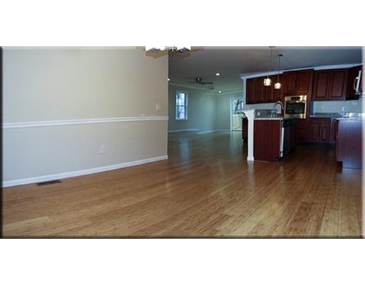 5 Bedford St, Worcester, MA 01604 photo 4