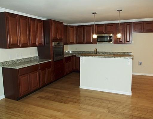 5 Bedford St, Worcester, MA 01604 photo 3