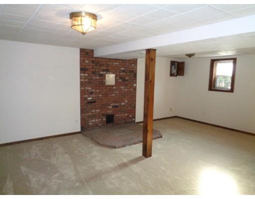 133 Entrybrook Dr, Springfield, MA 01108 photo 9