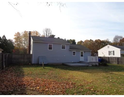133 Entrybrook Dr, Springfield, MA 01108 photo 3