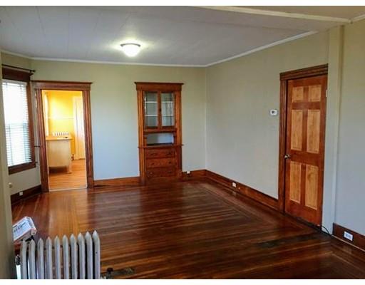 96 Hilton St, Chicopee, MA 01020 photo 2