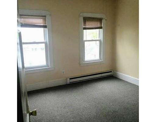 96 Hilton St, Chicopee, MA 01020 photo 16