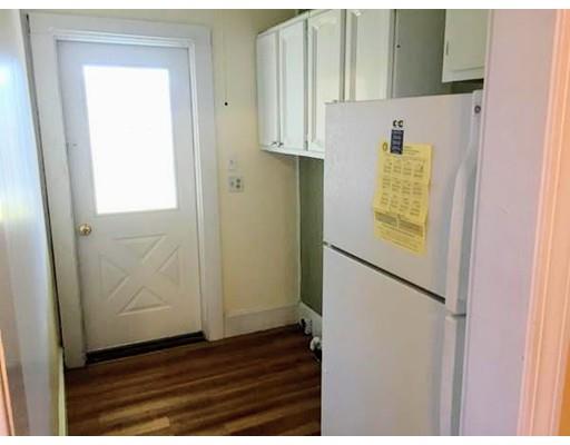 96 Hilton St, Chicopee, MA 01020 photo 5