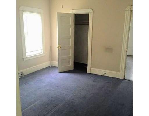 96 Hilton St, Chicopee, MA 01020 photo 18