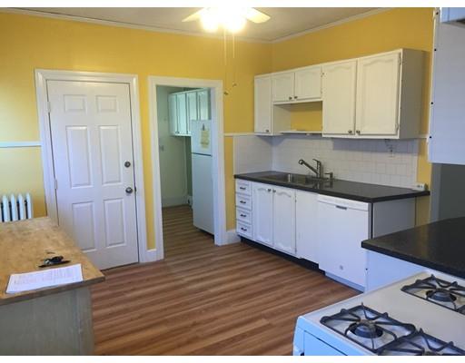 96 Hilton St, Chicopee, MA 01020 photo 3