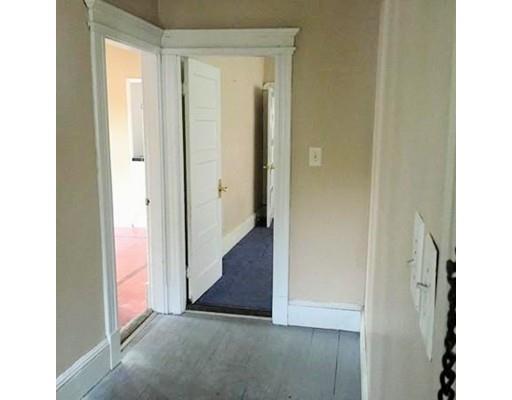 96 Hilton St, Chicopee, MA 01020 photo 12