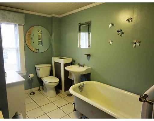 4 Barker St, Danvers, MA 01923 photo 10