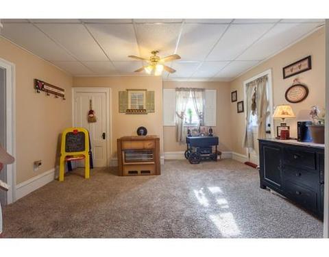 124 Hamlet St, Fall River, MA 02724 photo 9