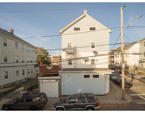 124 Hamlet St, Fall River, MA 02724 photo 2
