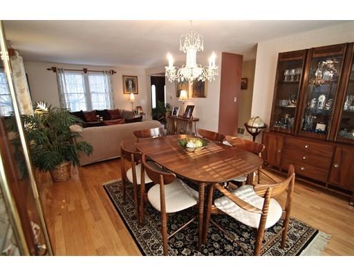 8 Hammersmith Dr, Saugus, MA 01906 photo 11
