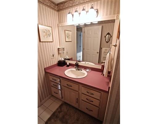 8 Hammersmith Dr, Saugus, MA 01906 photo 16