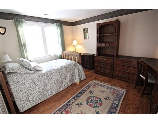 8 Hammersmith Dr, Saugus, MA 01906 photo 17