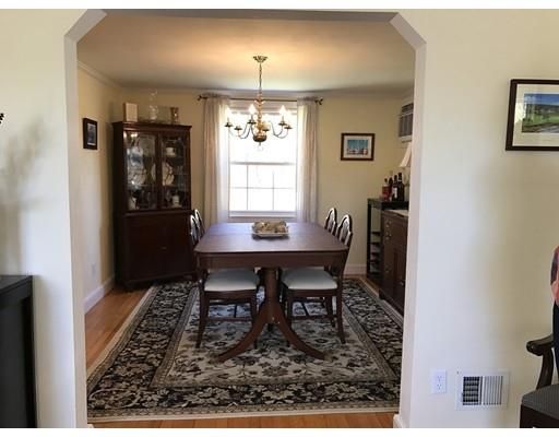 79 Grove St, Reading, MA 01867 photo 8