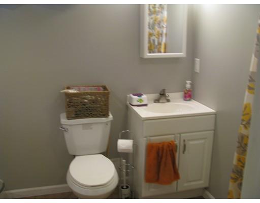 138 Artisan St, Chicopee, MA 01013 photo 18
