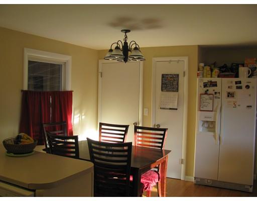 138 Artisan St, Chicopee, MA 01013 photo 6