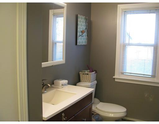 138 Artisan St, Chicopee, MA 01013 photo 12