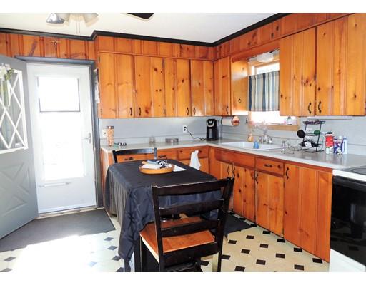 200 Nottingham St, Springfield, MA 01104 photo 6