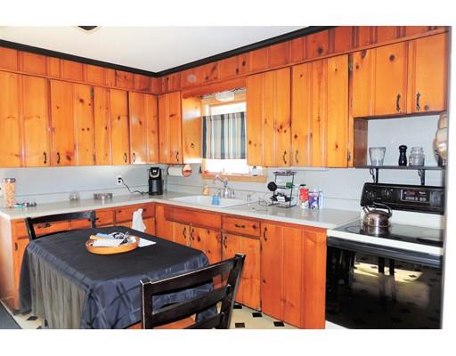 200 Nottingham St, Springfield, MA 01104 photo 5