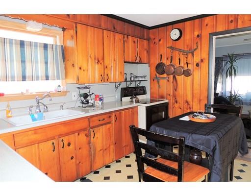 200 Nottingham St, Springfield, MA 01104 photo 3