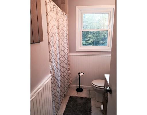 32 Plimpton Ave, Sturbridge, MA 01566 photo 8