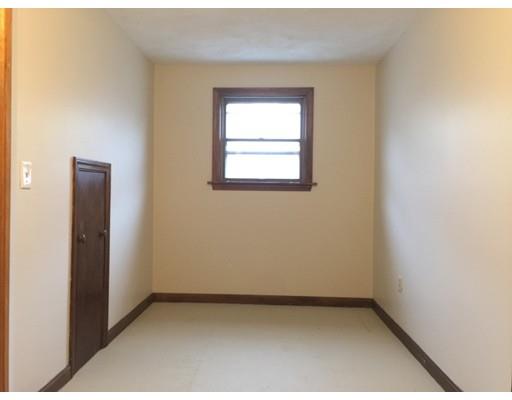 62 Laurel St, Gloucester, MA 01930 photo 12