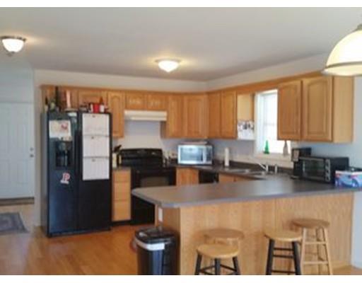 3 Bates Point Rd, Webster, MA 01570 photo 4