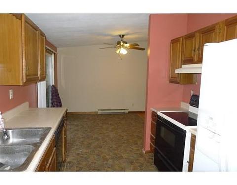9 Mystic St, Worcester, MA 01607 photo 5