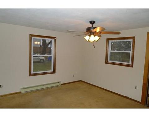 9 Mystic St, Worcester, MA 01607 photo 8