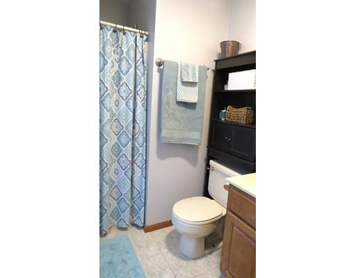 75 Peach St, Barre, MA 01005 photo 11