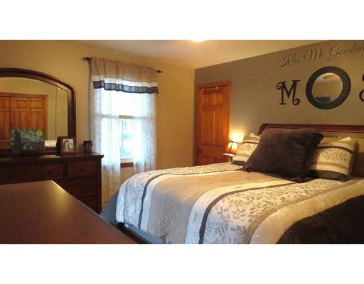 75 Peach St, Barre, MA 01005 photo 10