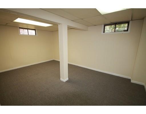 397 Sunrise Ter, Springfield, MA 01119 photo 15