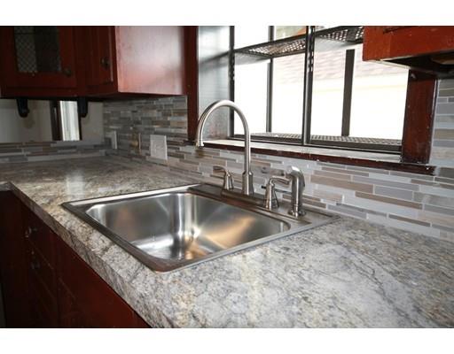 397 Sunrise Ter, Springfield, MA 01119 photo 3