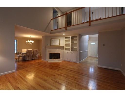 25 Sunbeam Ln, Hyannis, MA 02601 photo 1