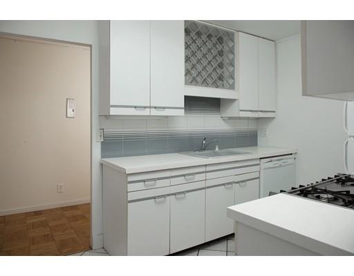 77 Pond Ave #401, Brookline, MA 02445 photo 4