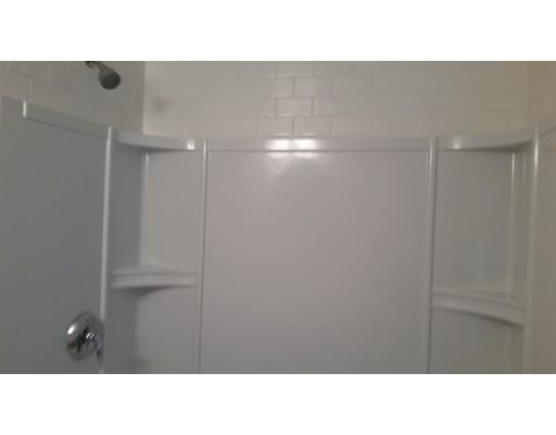 85 Roosevelt Ave, Springfield, MA 01118 photo 12