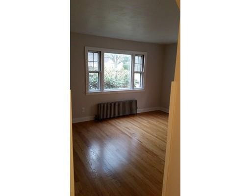 85 Roosevelt Ave, Springfield, MA 01118 photo 11