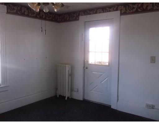 525 E Main St, Chicopee, MA 01020 photo 3