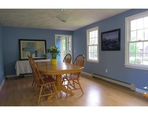 36 Florence Cir, Upton, MA 01568 photo 7