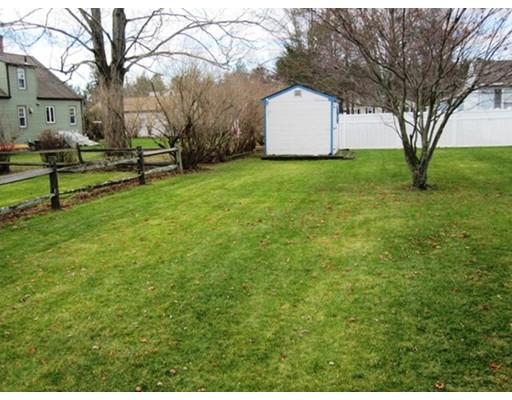 47 Brookside Cir, Springfield, MA 01129 photo 3