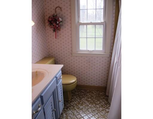47 Brookside Cir, Springfield, MA 01129 photo 11