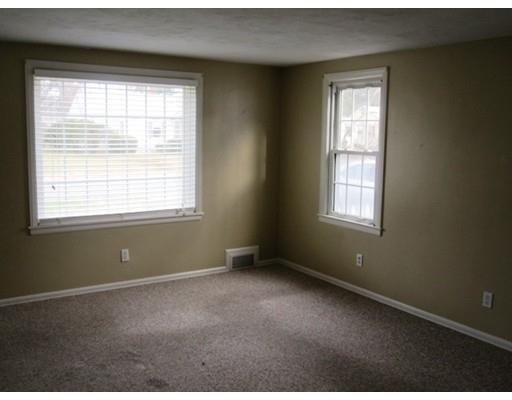 47 Brookside Cir, Springfield, MA 01129 photo 7